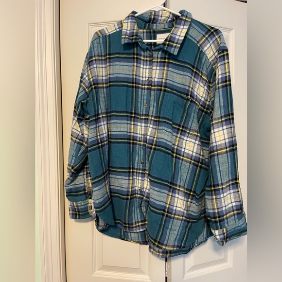 American Eagle Outfitters Tops - American Eagle Outfitters button down